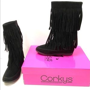 Corkys Black Suede Snow Boot with Fringe Size 6
